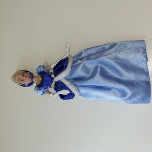 Beautiful Disney Princess CINDERELLA PORCELAIN Doll Brass Key 14" Collectible
